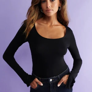 Soft touch jersey top - Jätte skön och fin tröja från Gina Tricot (soft touch kollektion) Använd en gång! Storlek S💗💗