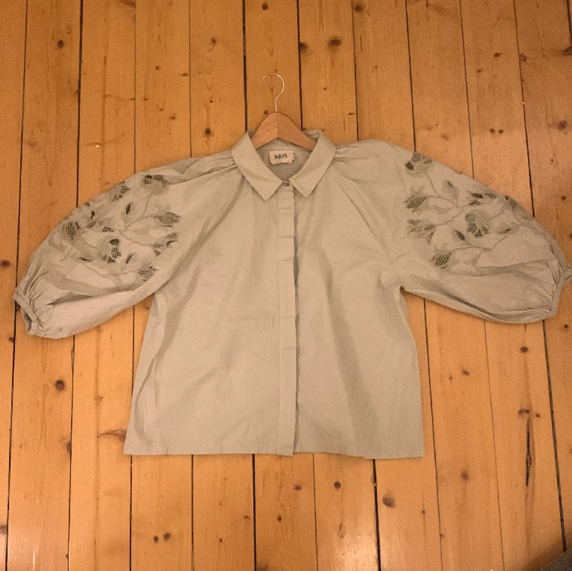 Embroidery Blouse: Sage Green - 90