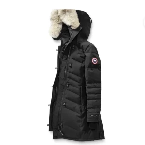 Canada goose jacka  - Äkta!  Den är i mycket fint skick och jag har inte använt pälsen så den är nästa helt ny. Jag har även kvar kvittot. Pris kan diskuteras 