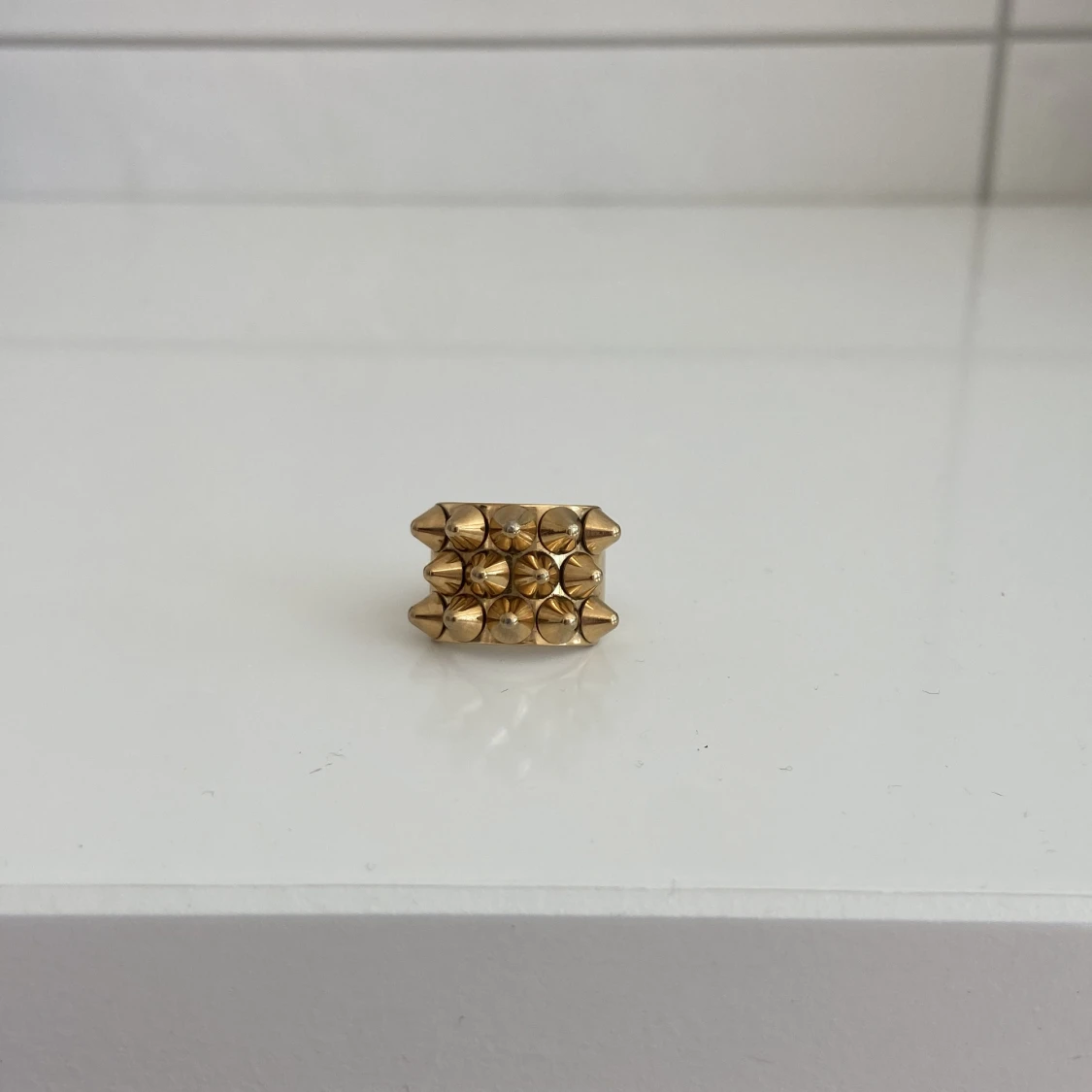 Säljer min guldiga Edblad ring💕Skriv för mer information 