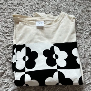 Zara tröja - En jättefin tröja från zara i ett jättefint skick 