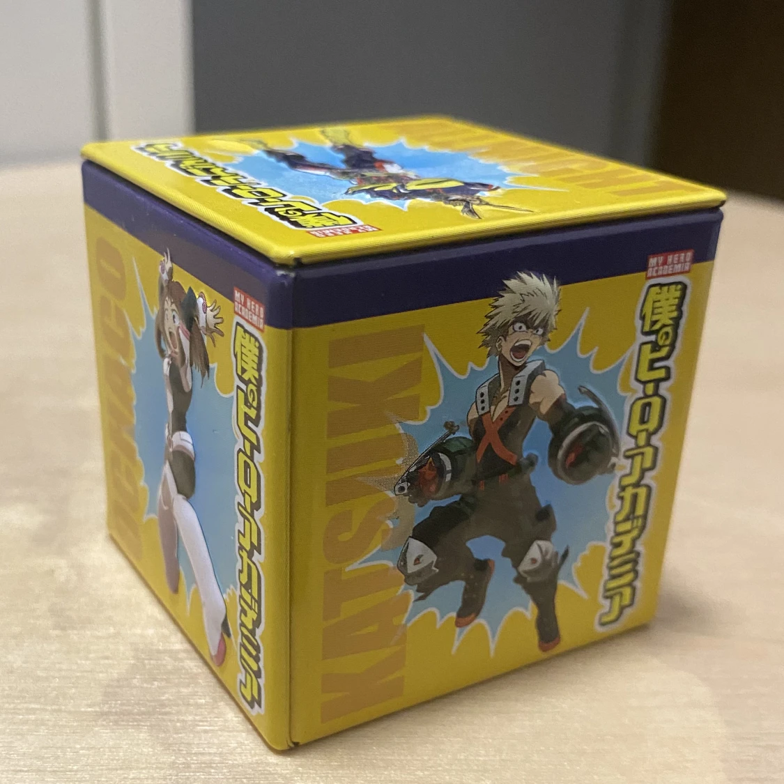 My hero academia låda
