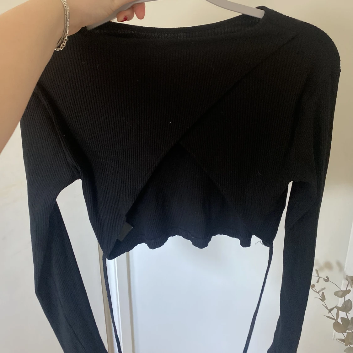 Tröja med öppen rygg - 90