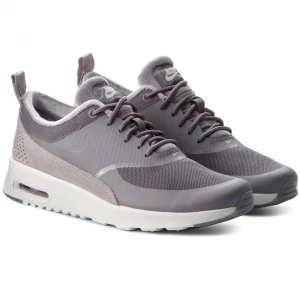 Nike skor  - Ett par helt nya Nike skor,passar inte mig därför säljer jag de annars helt oanvända 