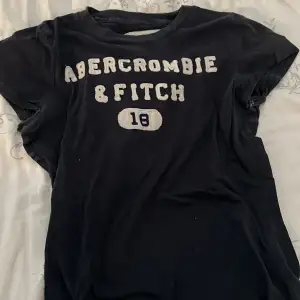 Abercrombie and fitch tröja i storlek s