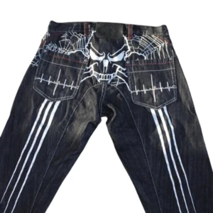 Wax Action Jeans  - Sjuk design från wax nyköpte som man kan se på taggen. Galen design väldigt drainingt och retro. Trendigt som fan. Coppa så kommer du inte ångra dig asså. Pris kan diskuteras…