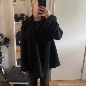 Kappa - Jättefin höstkappa från bikbok💗