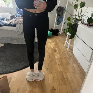 Jeans  - Tights svarta jeans från dr denim