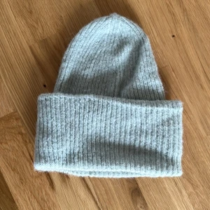 Mössa ljusblå! - Inga skavanker💗🫶