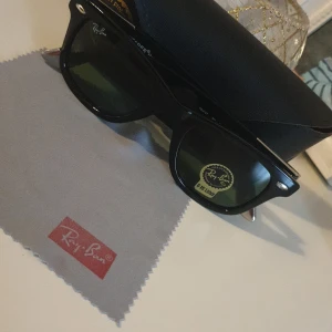 Raya ban solglasögon - Helt nytt