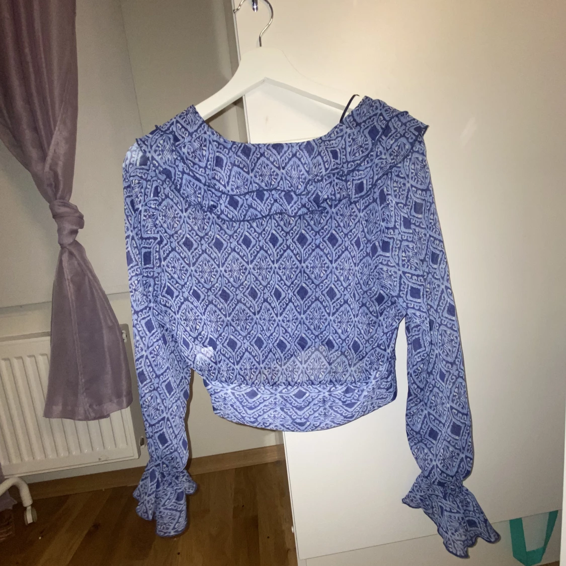 Mönstrig blå blus 🩵 - 90