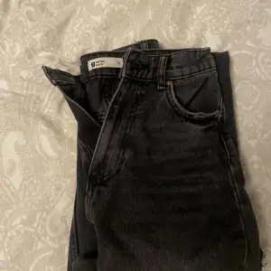 Endaste testade jeans ifrån Gina tricot, normal i storlek. 