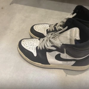 Köp - Ködodkfflf d dbdurifdj