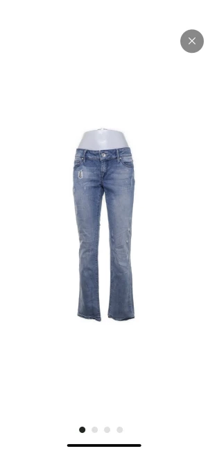 Jeans - Snygga jeans som tyvärr blivit för små! 