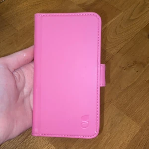 Plånboksskal iPhone 6/6s - Nypris dyrt men säljer jättebilligt då det är mycket använt 