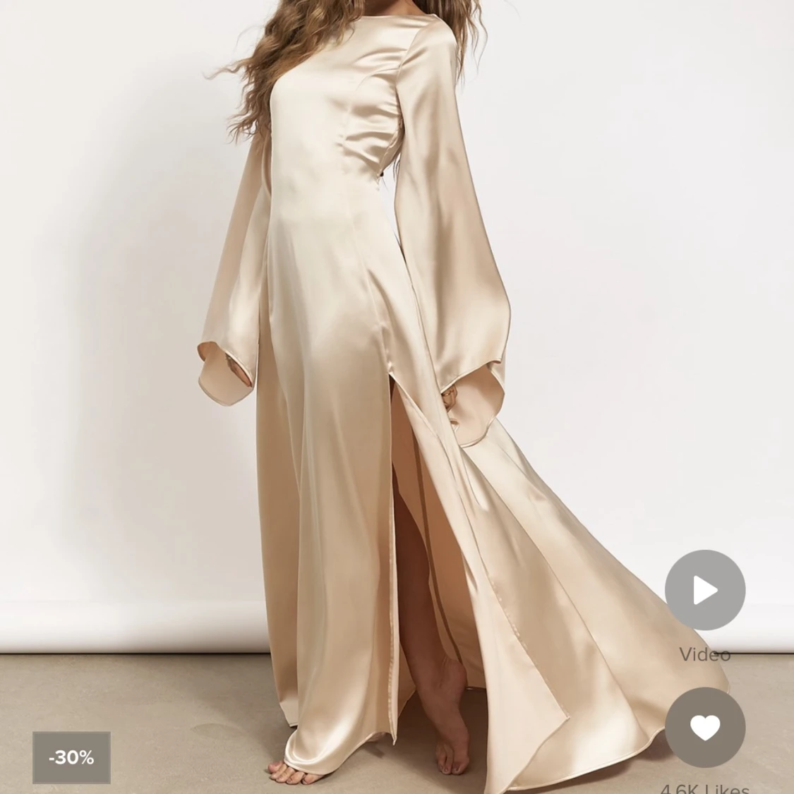 SUPERSNYGG balklänning - 90