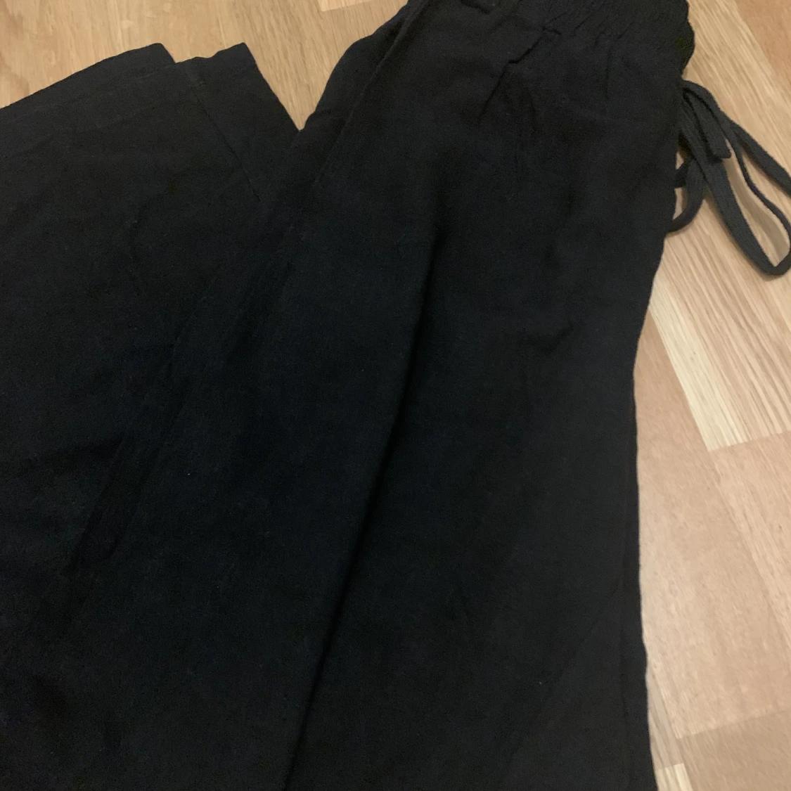 Svarta linnebyxor  - 90