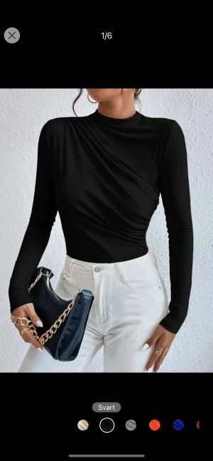 Tröja  - Tröja från shein aldrig använd endast testad 