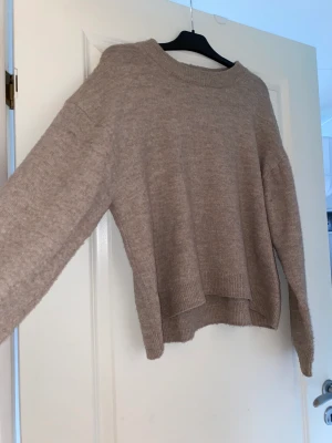 Stickad tröja  - Gosig tröja från H&M🌸