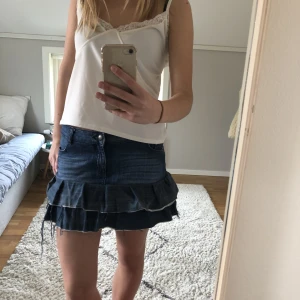 Kjol - Snygg kjol som är i jeanstyg💗💗