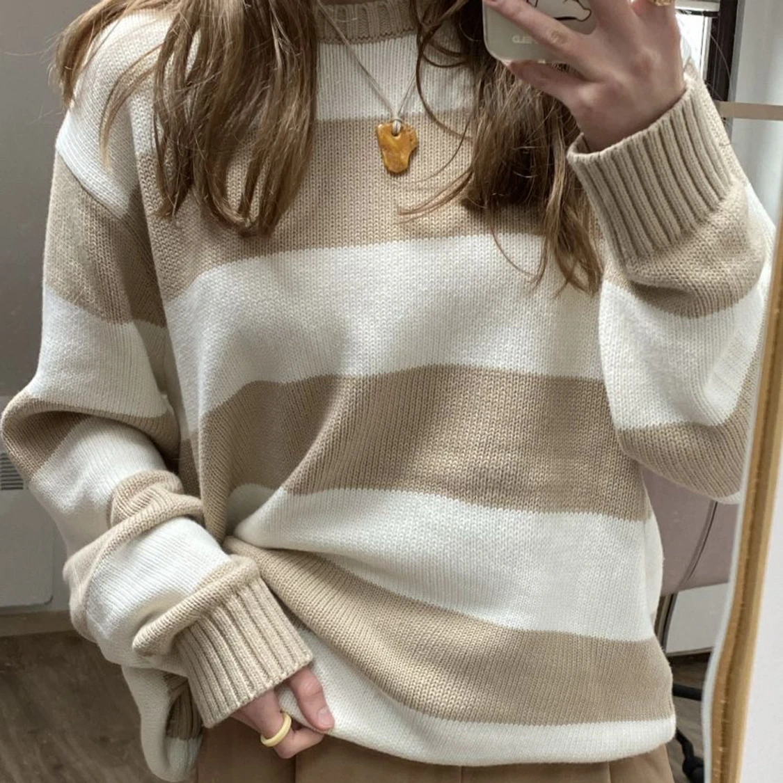 Brandy Melville Sweather