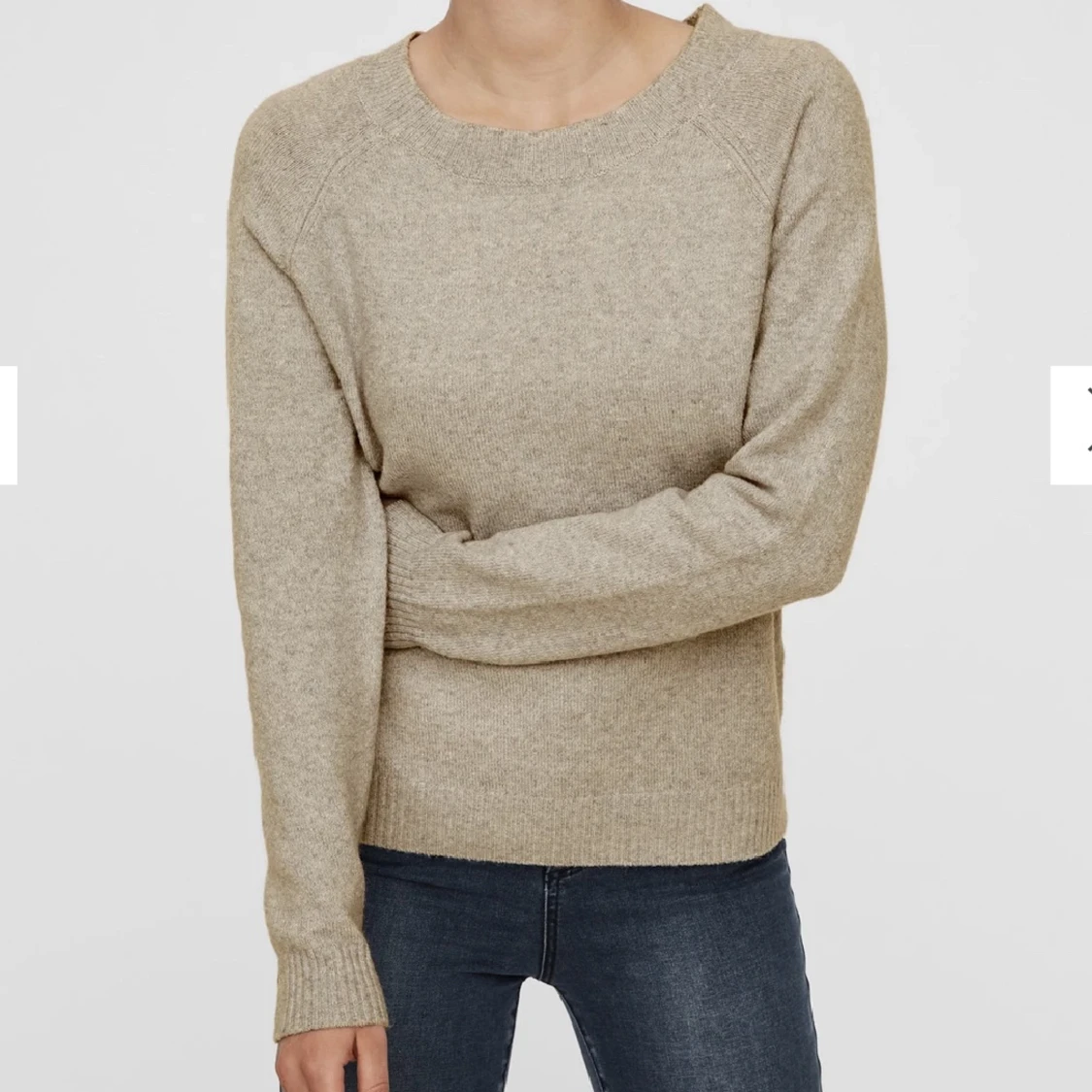 Beige stickad tröja 