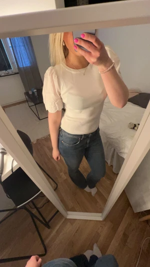 Tröja från Vila  - Fin tröja från vila, använd fåtal gånger 