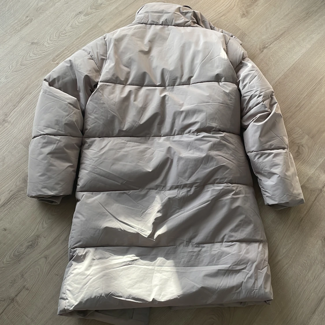 Beige vinterjacka - 91