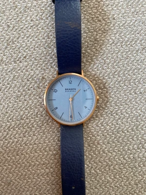 Klocka - Skagen klocka Nypris 900kr Nästan oanvänd 