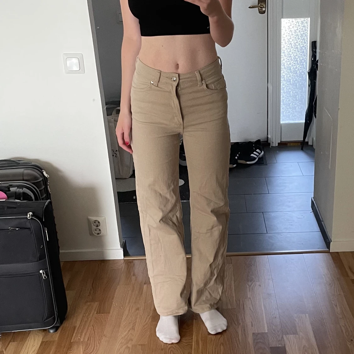 Wideleg/ Straight Jeans