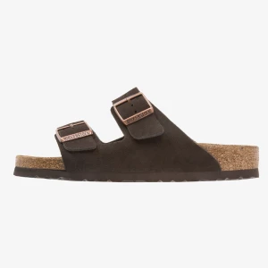 Birkenstock - Säljer mina birkenstock i storlek 37 då dom aldrig används🤍🩶