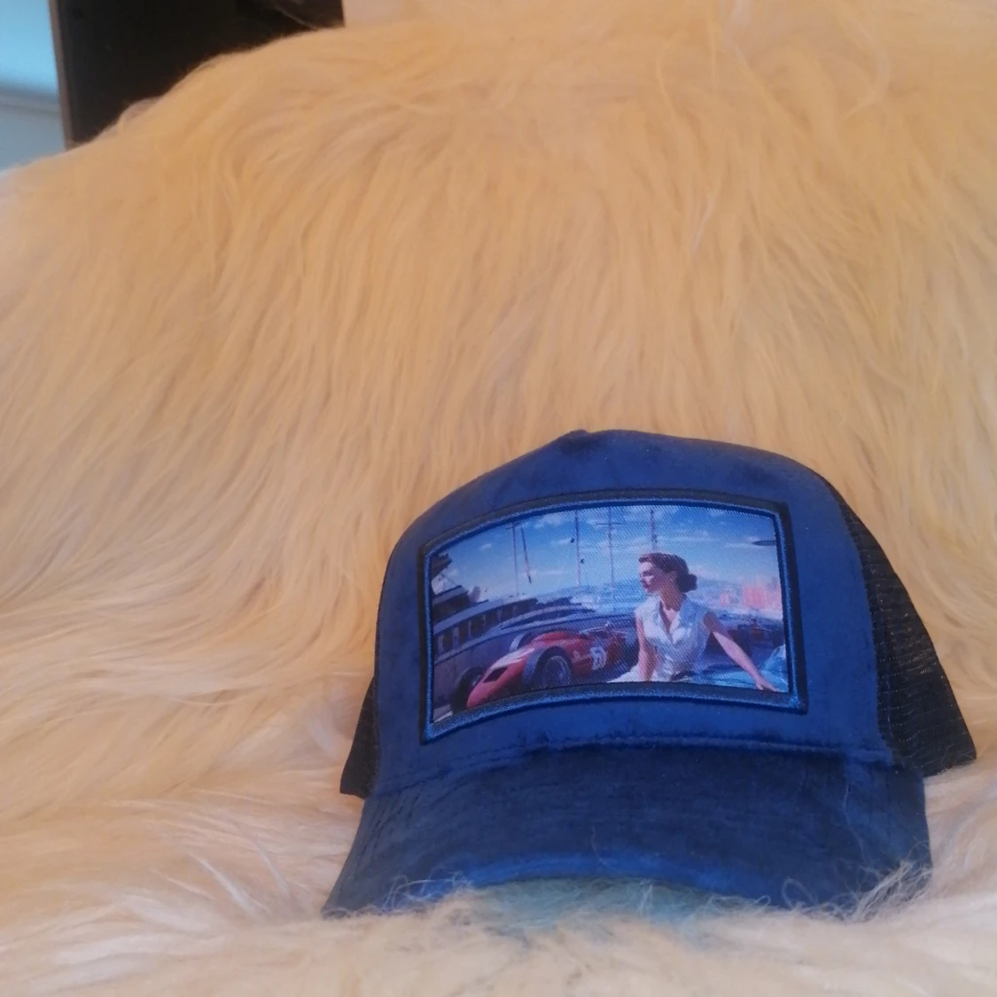 Monaco deep blue revenitehelt