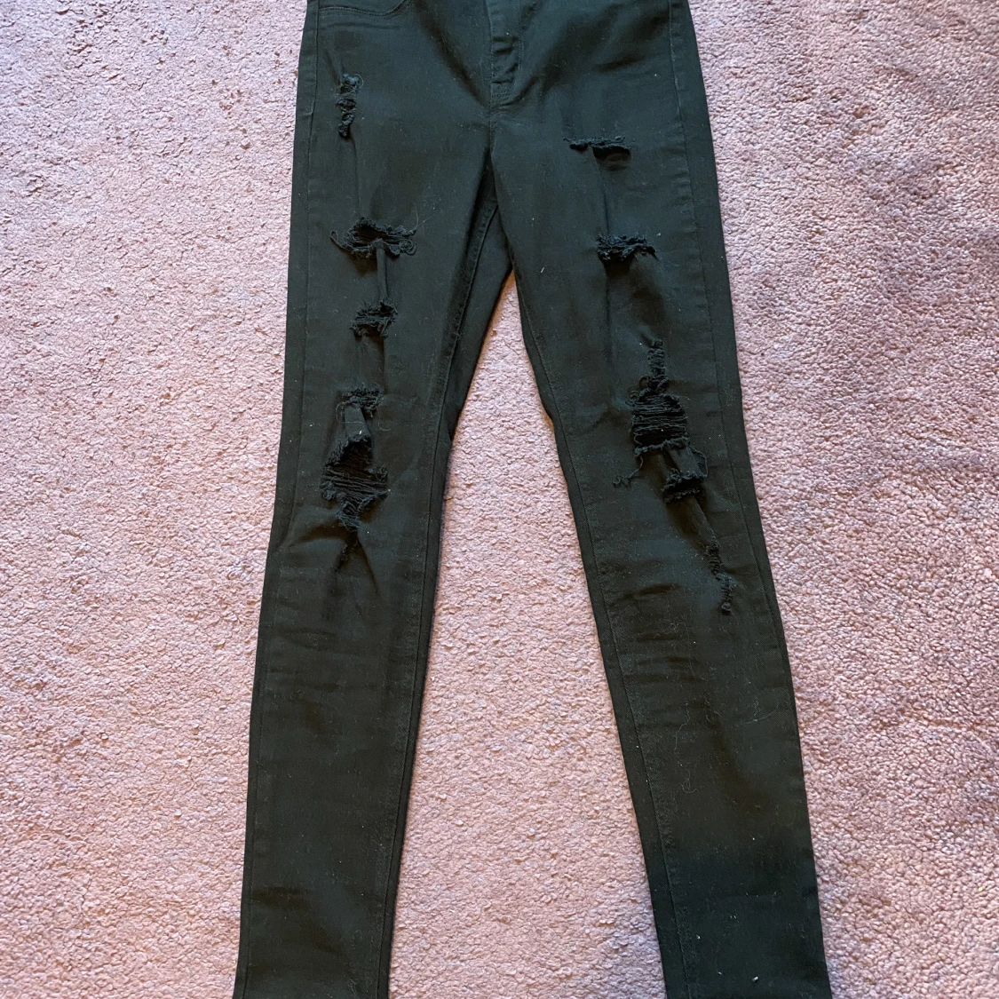 Skinny ripped jeans - 90