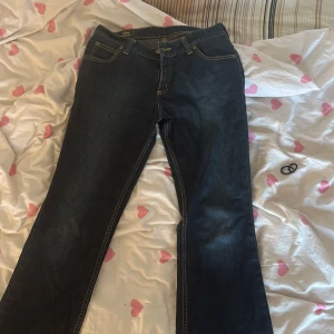 Snygga lee lens  - Säljer dom dom inte passar mig 