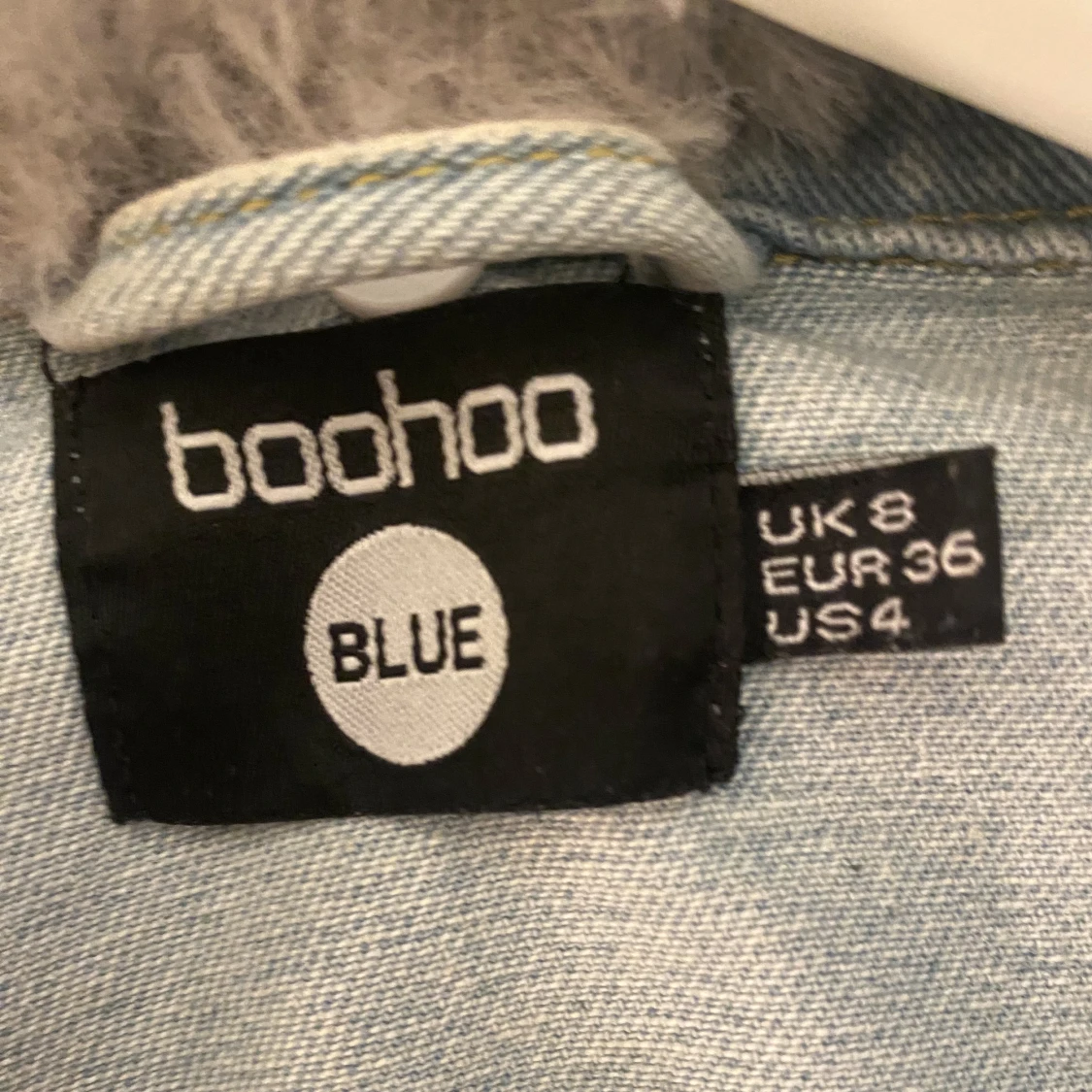 Blå jeansjacka - 90