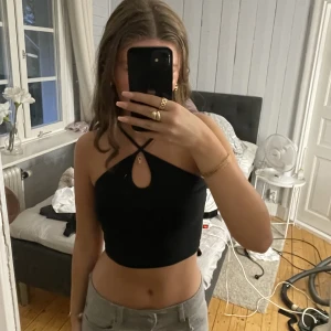 Topp - Fin topp som tyvärr inte kommer till användning, har även en likadan i brun☺️