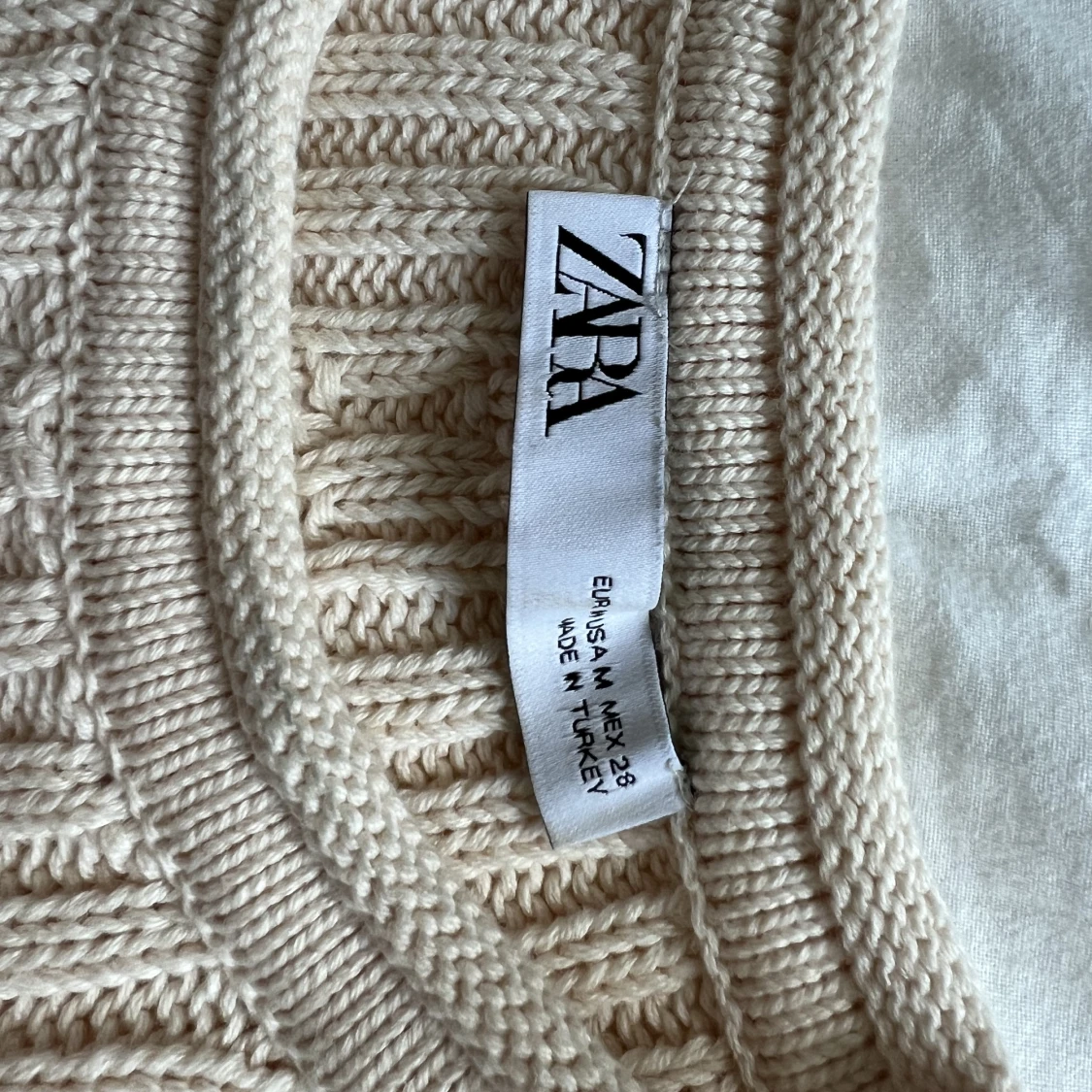 Virkad/stickad topp - 91