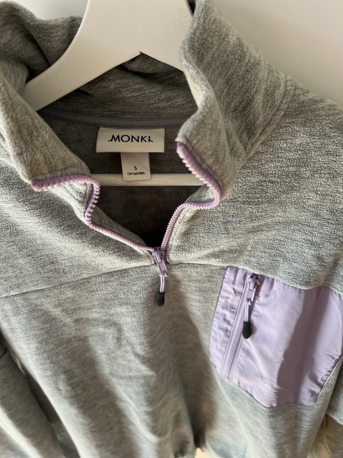 Mysig tjocktröja - 90