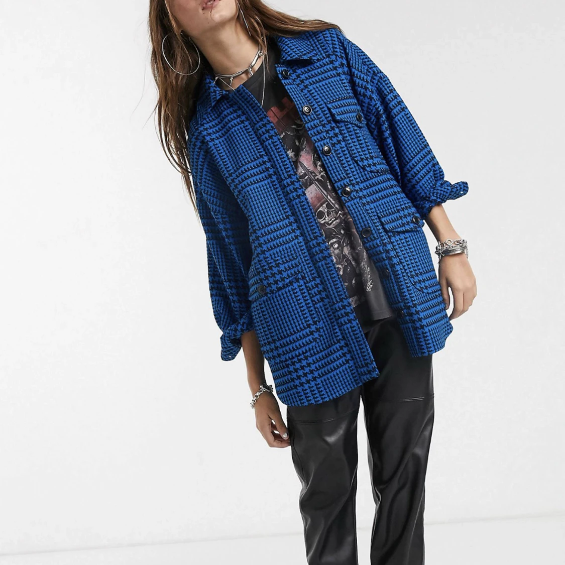 Blårutig skjortjacka i bouclé - 91