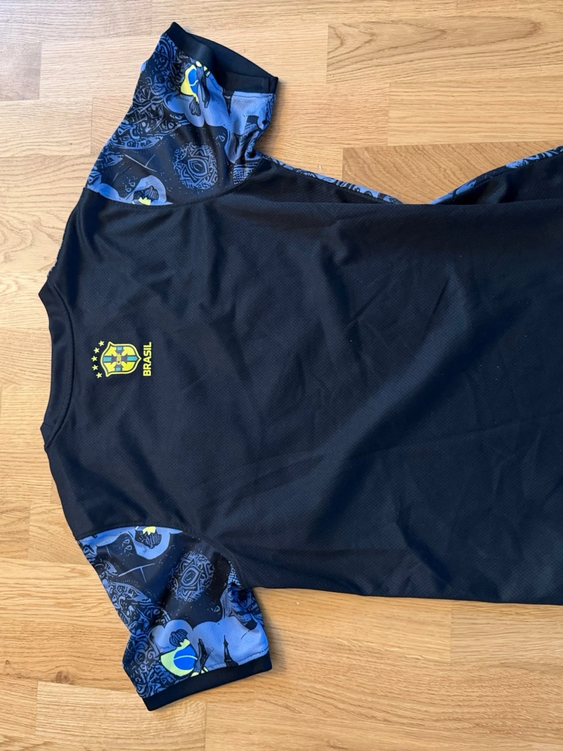 Blå Brasilien t-shirt med grafiskt tryck - 1