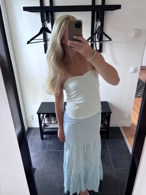 Randig kjol - Superfin randig långkjol från ByStina. 