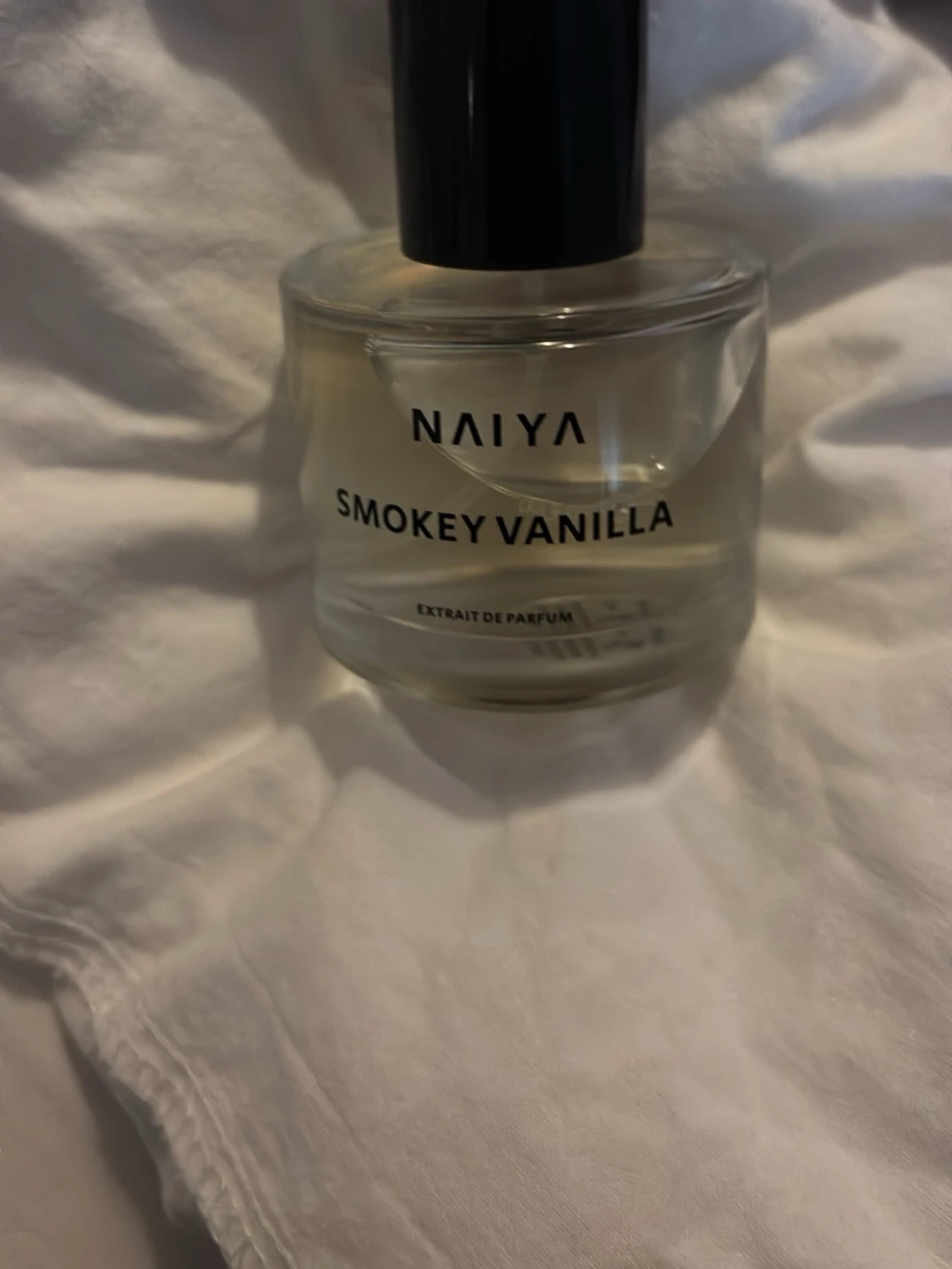 Naiya Smokey Vanilla Parfym
