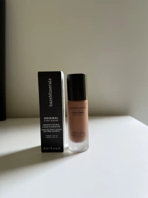 Bare minerals foundation  - Aldrig använd. 