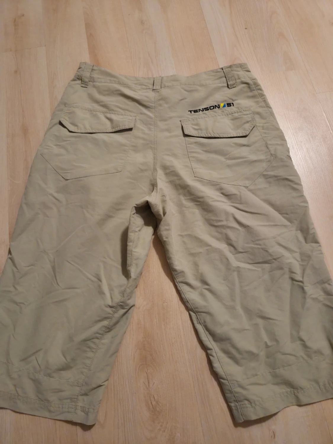 Beige shorts från Tenson - 2