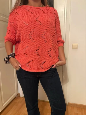 korall trekvartsärmad - kommer sälja denna på min plick liveshow 17 augusti 19:00 där jag visar upp plagget bättre och man kan buda!😊