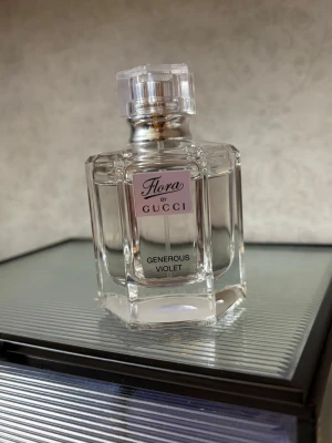 Gucci: Flora Generous Violet - 50ml