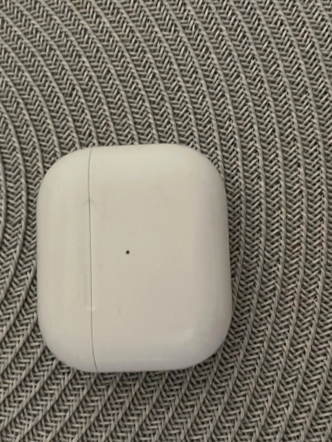AirPods 3 - 1