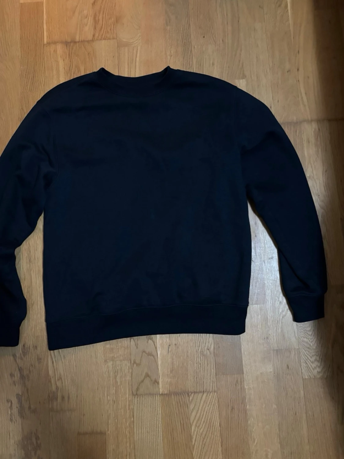 Weekday Sweatshirt
