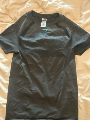 Gymshark Shadow seamless - Helt ny Gymshark Shadow Seamless storlek M. Slut överallt. Aldrig använd då den inte passade mig.