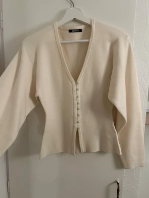 Tröja  - Tröja från Gina Tricot i storlek XS aldrig använd endast testad❤️